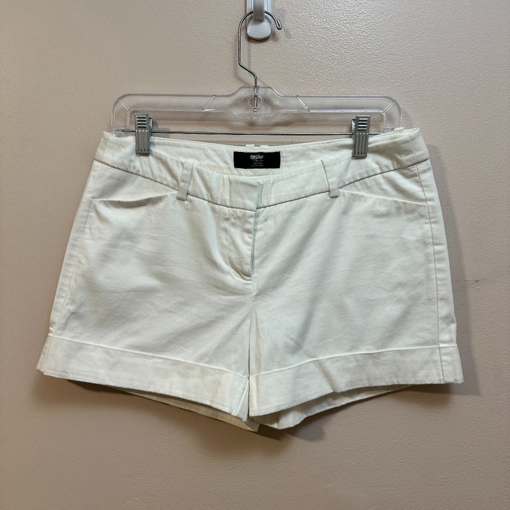Massimo White Chino Shorts Size 6